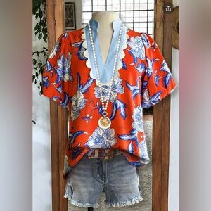 Lovely preppy red/blue floral top